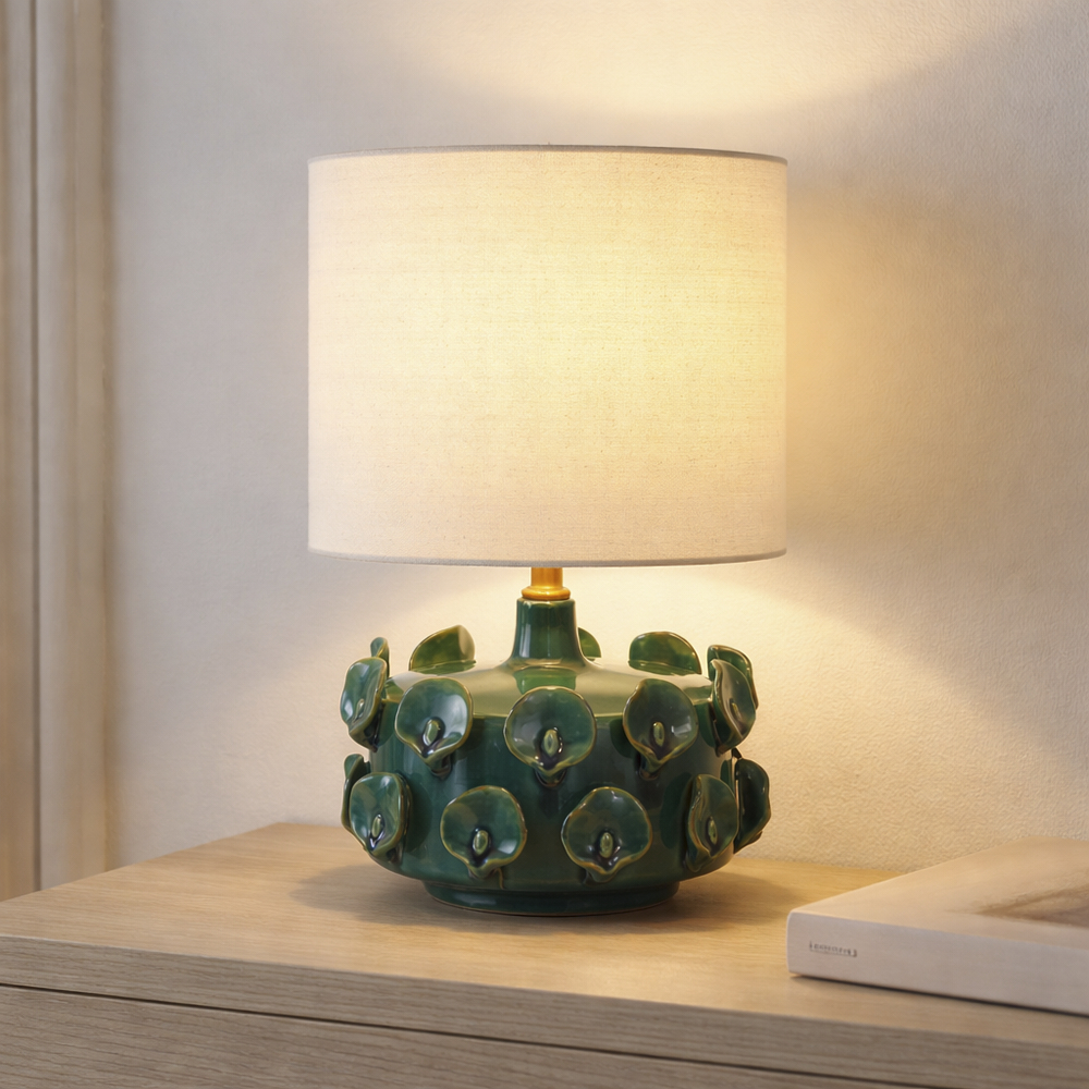 مصباح طاولة سيراميكي بنقشة زهور من جيمس مع غطاء قماشي، أخضر وبيج - 37×33 سم