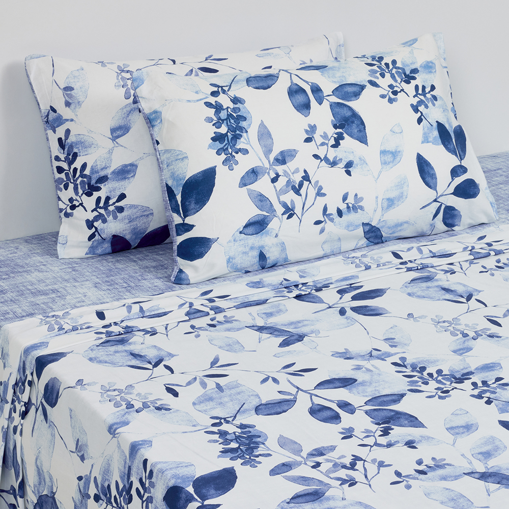 شرشف سرير مسطح قطني بطبعة أوراق من ليلاني مقاس كوين مع غطائي وسادة، أبيض وأزرق، 210 خيط - 228×255 سم