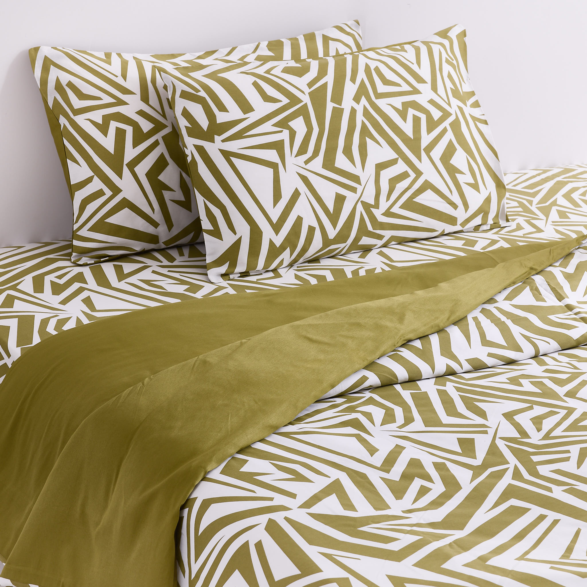 غطاء لحاف بورتو قطني مقاس سوبر كينج مع غطائي وسادة، أخضر، 210 خيط - 240×260 سم